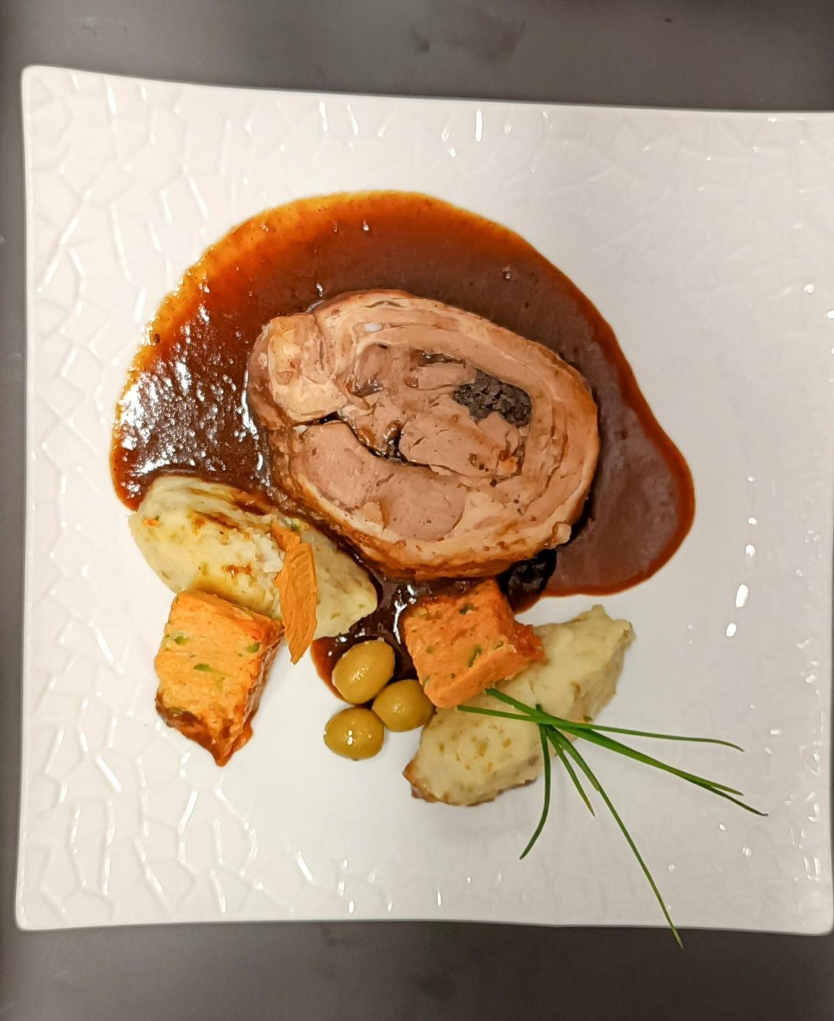 Logis Auberge De La Truffe Sorges Dış mekan fotoğraf